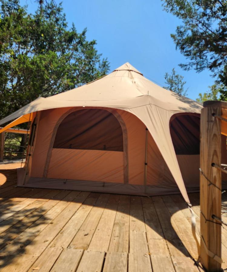 Al'S Hideaway Glamping Tents Pipe Creek Exterior foto