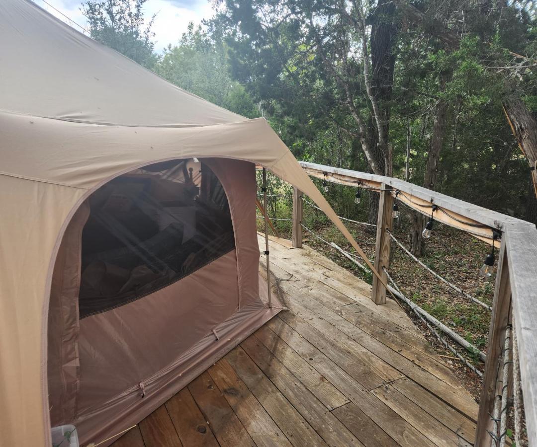 Al'S Hideaway Glamping Tents Pipe Creek Exterior foto
